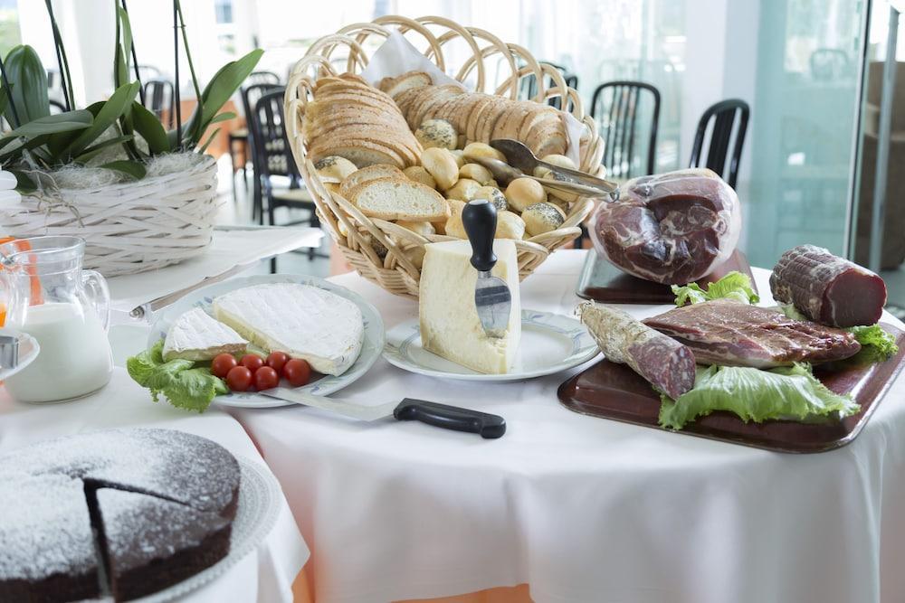 Hotel Mocambo Milano Marittima Dış mekan fotoğraf