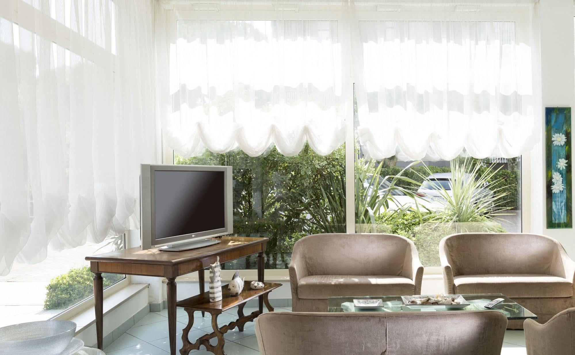 Hotel Mocambo Milano Marittima Dış mekan fotoğraf